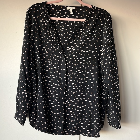 Joie Purine Print 100% Silk Black V Neck Button Down Blouse L - Picture 4 of 10